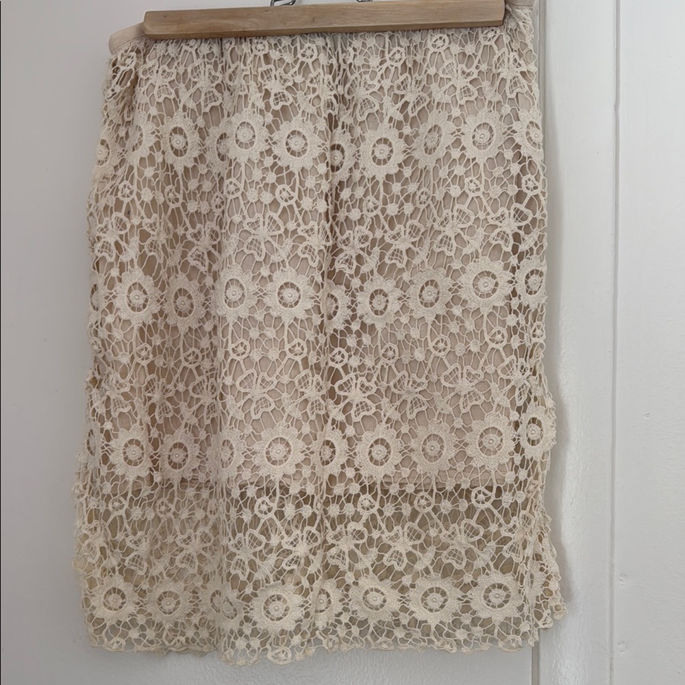 Solitaire Cream Lace Skirt